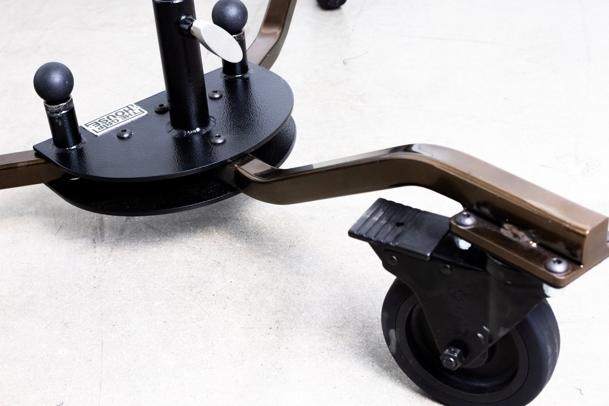 Roll Away Base - Grip Support Store