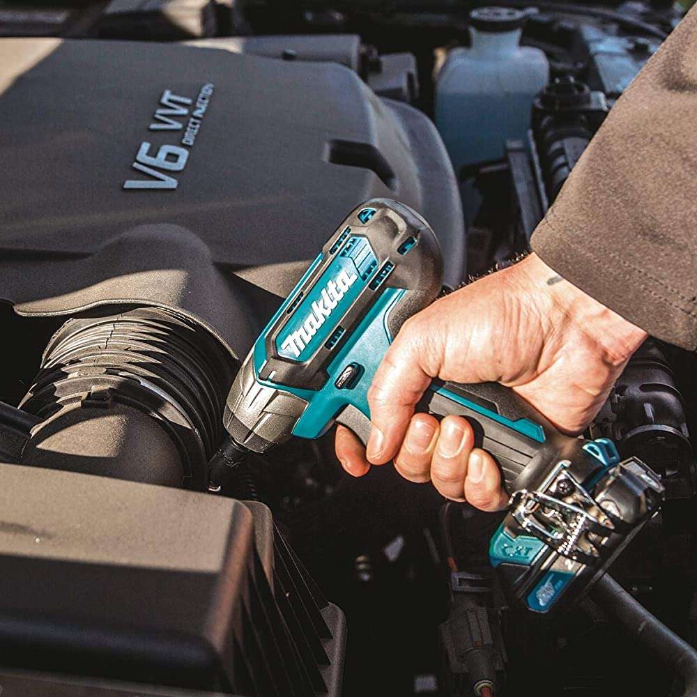 Makita WT04R1 12V max CXT Lithium-Ion Cordless 1/4" Impact Wrench Kit (2.0Ah) - Grip Support Store