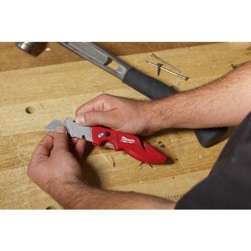 Milwaukee 48-22-1901 Fastback Flip Open Utility Knife